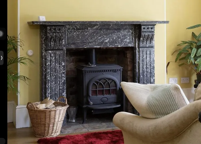 Entire Three Bed House In Wigginton, Ferienhaus York